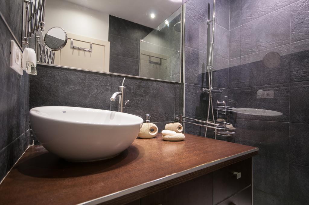 Cute Apartment In Sants Station With Hbo & Alexa & Ac Barcelona
