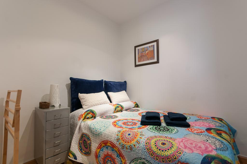 Cute Apartment In Sants Station With Hbo & Alexa & Ac *